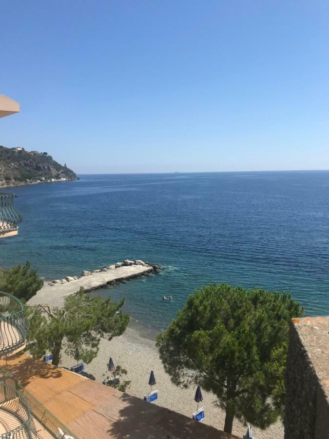 Hotel Riviera Lido ميلاتسو المظهر الخارجي الصورة